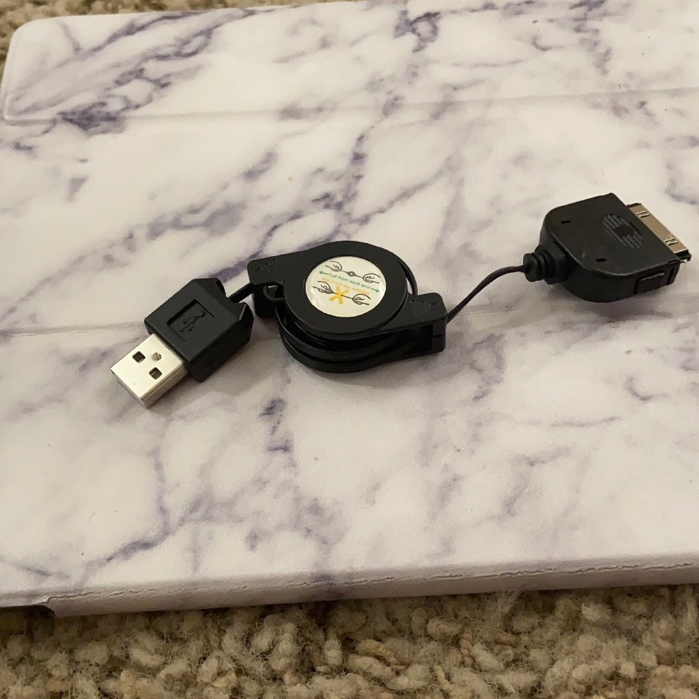 Old iPad expandable charger